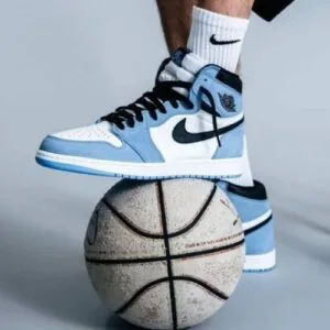 Jordan Retro 1 University Blue